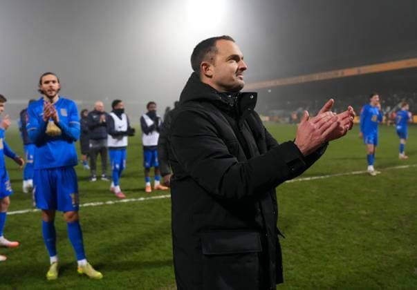 Birmingham City manager Chris Davies applauds the away fans at fulltime after his team s victory Cambridge United v Birmingham City, Emirates FA Cup, Third Round, Football, Cledara Abbey Stadium, Cambridge, UK - 10 Jan 2026Cambridge Cledara Abbey Stadium United Kingdom EDITORIAL USE ONLY No use with unauthorised audio, video, data, fixture lists, club league logos or live services. Online in-match use limited to 120 images, no video emulation. No use in betting, games or single club league player publications.  Copyright: xJedxLeicester Shutterstockx 16246307ak