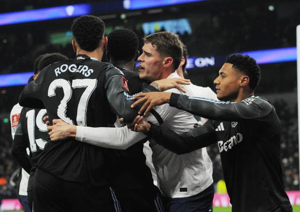 Football - 2025 2026 Emirates FA Cup - Round 3 - Tottenham Hotspur vs Aston Villa - Tottenham Hotspur Stadium - Saturday 10th January 2026 Morgan Rogers and Ollie Watkins of Aston Villa are confronted by Joao Palhinha who objected to their celebrates at the final whistle 