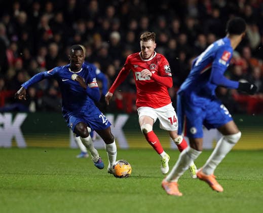 Charlton Athletic v Chelsea Emirates FA Cup Sonny Carey of Charlton Athletic during the Emirates FA Cup Third Round match between Charlton Athletic and Chelsea at The Valley, London 10 01 2026 UK Newspapers OUT Copyright: xDarrenxWoolleyx FIL-22787-0044