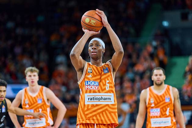 Mohamed Diakite ratiopharm ulm, 05 at free throw GER, ratiopharm ulm vs Basketball Loewen Braunschweig, Basketball, Matchday 15, EasyCredit Bundesliga, Season 2025 2026, 10 01 2026 GER, ratiopharm ulm vs Basketball Loewen Braunschweig, Basketball, Matchday 15, EasyCredit Bundesliga, Season 2025 2026, 10 01 2026 New Ulm Copyright: xEibner-Pressefoto GeraldxOelze-dexStoppanyx EP_ODS
