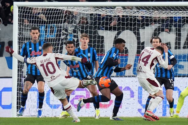 Torino™s Nikola Vlasic during the Serie A soccer match between Atalanta and Torino at the New Balance Stadium in Bergamo , north Italy - Saturday , January 10 , 2026. - Soccer .  Copyright: xSpada LaPressex