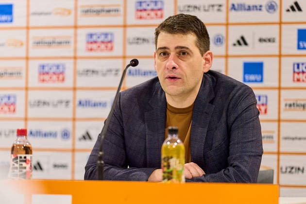 Kostas Papazoglou Basketball Loewen Braunschweig, Head Coach at the press conference GER, ratiopharm ulm vs Basketball Loewen Braunschweig, Basketball, Matchday 15, EasyCredit Bundesliga, Season 2025 2026, 10 01 2026 GER, ratiopharm ulm vs Basketball Loewen Braunschweig, Basketball, Matchday 15, EasyCredit Bundesliga, Season 2025 2026, 10 01 2026 Neu Ulm Copyright: xEibner-Pressefoto GeraldxOelze-dexStoppanyx EP_ODS