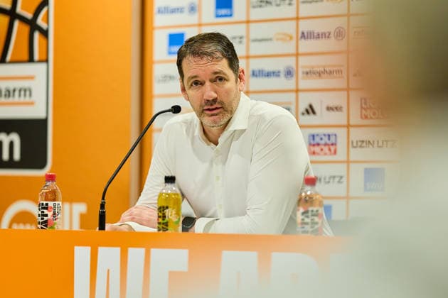 Ty Harrelson ratiopharm ulm, Head Coach at the PK Press Conference GER, ratiopharm ulm vs Basketball Loewen Braunschweig, Basketball, Matchday 15, EasyCredit Bundesliga, Season 2025 2026, 10 01 2026 GER, ratiopharm ulm vs Basketball Loewen Braunschweig, Basketball, Matchday 15, EasyCredit Bundesliga, Season 2025 2026, 10 01 2026 New Ulm Copyright: xEibner-Pressefoto GeraldxOelze-dexStoppanyx EP_ODS