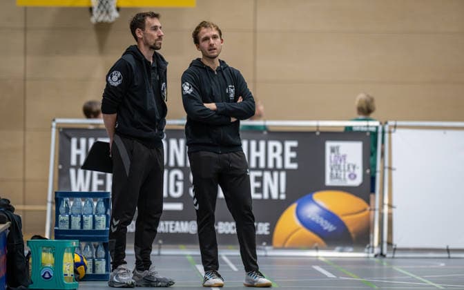 Volleyball, Season 2025 2026, 2 Bundesliga Nord, 10 01 2026, Matchday 14, Men, TuB Bocholt white vs Kieler TV red v l Nejc Zemljak Co Coach TuB Bocholt , Max Ole Luebbert Coach TuB Bocholt , Bocholt Sporthalle West Nordrhein Westfalen Germany 260110_vb_tub-bocholt_kieler-tv_48106