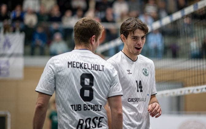 Volleyball, Season 2025 2026, 2 Bundesliga Nord, 10 01 2026, Matchday 14, Men, TuB Bocholt white vs Kieler TV red v l Thomas Eickelberg TuB Bocholt , Bohdan Velychko TuB Bocholt , Bocholt Sporthalle West Nordrhein Westfalen Germany 260110_vb_tub-bocholt_kieler-tv_48157