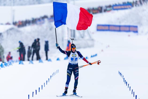 10.01.2026, GER, Biathlon, Saison 25 26, Frauen, BMW IBU World Cup Biathlon, Staffel 4x6km Julia Simon (FRA) 98559 Oberhof LOTTO Thüringen ARENA am Renns Thüringen Deutschland *** 10 01 2026, GER, Biathlon, Season 25 26, Women, BMW IBU World Cup Biathlon, Relay 4x6km Julia Simon FRA 98559 Oberhof LOTTO Thüringen ARENA am Renns Thüringen Germany