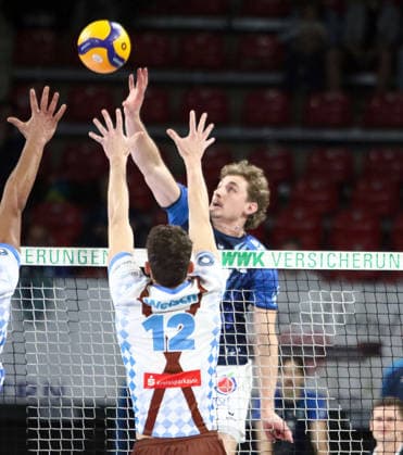 from left Laurenz WELSCH Herrsching , Simon GALLAS Herrsching , He Volleyball, 1 BL, 25 26, WWK Herrschingvs VfB Frierichshafen, BMW Park, Munich, Copyright: WolfgangxFehrmann