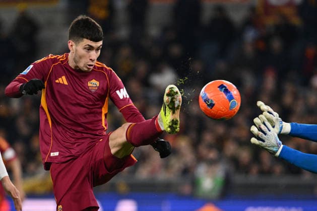 CALCIO - Serie A - AS Roma vs US Sassuolo Matias Soule of A.S. Roma is in action during the 20th day of the Serie A Championship between A.S. Roma and U.S. Sassuolo at the Olympic Stadium on January 10, 2026 in Rome, Italy. Rome Italy  Copyright: xIPAxSport ABACAx