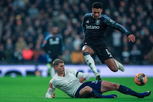 Tottenham Hotspur v Aston Villa, FA Cup, 3rd Round Aston Villa Forward Ollie Watkins 11 jumps over a tackle from Tottenham Hotspur Defender Micky van de Ven (37) during the FA Cup match between Tottenham Hotspur and Aston Villa at Tottenham Hotspur Stadium, London, UK on 10 January 2026. Editorial use only DataCo restrictions apply See www.football-dataco.com , Copyright: xChrisxFoxwellx PSI-23550-0154