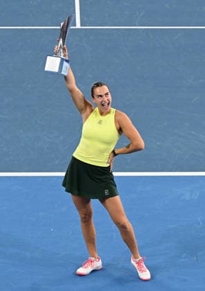 TENNIS BRISBANE INTERNATIONAL, Aryna Sabalenka of Belarus celebrates winning the Women™s Singles final against Marta Kostyuk of Ukraine at the Brisbane International tennis tournament at Pat Rafter Arena in Brisbane, Sunday, January 11, 2026. ( NO ARCHIVING, EDITORIAL USE ONLY BRISBANE QUEENSLAND AUSTRALIA  Copyright: xDAVExHUNTx 20260111169773504310
