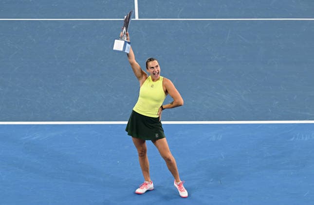 TENNIS BRISBANE INTERNATIONAL, Aryna Sabalenka of Belarus celebrates winning the Women™s Singles final against Marta Kostyuk of Ukraine at the Brisbane International tennis tournament at Pat Rafter Arena in Brisbane, Sunday, January 11, 2026. ( NO ARCHIVING, EDITORIAL USE ONLY BRISBANE QUEENSLAND AUSTRALIA  Copyright: xDAVExHUNTx 20260111142715647550