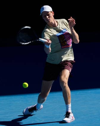 January 11, 2026: The defending champion JANNIK SINNER of Italy practises on Margaret Court Arena ahead of the 2026 Australian Open in Melbourne, Australia which starts in one weekÃ¢â‚¬â ¢s time. Cal Media Melbourne Australia - ZUMAc04_ 20260111_faf_c04_013 Copyright: xSydneyxLowx
