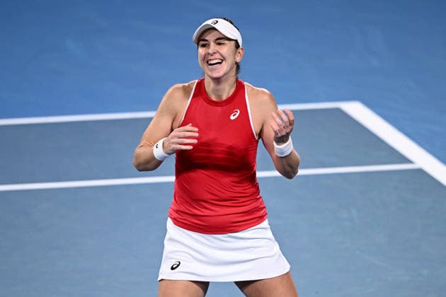 TENNIS UNITED CUP SYDNEY, Belinda Bencic of Switzerland celebrates after winning her singles matcha against Iga Swiatek of Poland during the 2026 United Cup final between Poland and Switzerland at Ken Rosewall Arena in Sydney, Sunday, January 11, 2026. ( NO ARCHIVING, EDITORIAL USE ONLY SYDNEY NEW SOUTH WALES AUSTRALIA  Copyright: xDANxHIMBRECHTSx 20260111128023161314