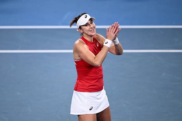 TENNIS UNITED CUP SYDNEY, Belinda Bencic of Switzerland celebrates after winning her singles matcha against Iga Swiatek of Poland during the 2026 United Cup final between Poland and Switzerland at Ken Rosewall Arena in Sydney, Sunday, January 11, 2026. ( NO ARCHIVING, EDITORIAL USE ONLY SYDNEY NEW SOUTH WALES AUSTRALIA  Copyright: xDANxHIMBRECHTSx 20260111124558572622