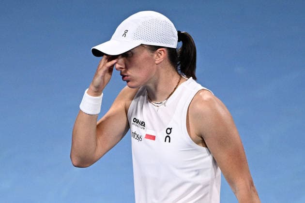 TENNIS UNITED CUP SYDNEY, Iga Swiatek of Poland reacts during her singles match agiant Belinda Bencic of Switzerland during the 2026 United Cup final between Poland and Switzerland at Ken Rosewall Arena in Sydney, Sunday, January 11, 2026. ( NO ARCHIVING, EDITORIAL USE ONLY SYDNEY NEW SOUTH WALES AUSTRALIA  Copyright: xDANxHIMBRECHTSx 20260111187227264145
