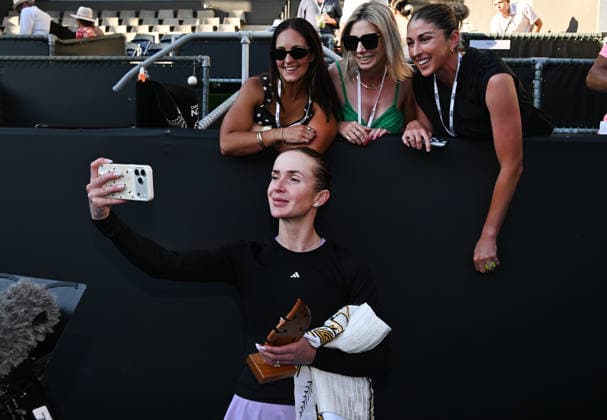 Ukraine™s Elina Svitolina poses for a selfie after the singles final at the ASB Classic Women™s WTA250 tennis tournament at Manuka Doctor Arena, Auckland,New Zealand. Sunday 11 January 2026. Photo: Andrew Cornaga z Auckland New Zealand Copyright: xAndrewxCornaga x