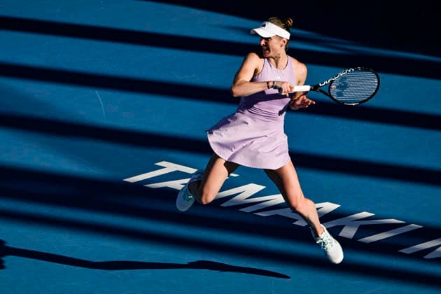 Elina Svitolina (UKR) in action against Xinju Wang (CHN) in the women s single final match of the ASB Classic Women™s WTA250 tennis tournament at Manuka Doctor Arena, Auckland, New Zealand on Sunday 11 January 2026. Photo credit: Alan Lee Auckland New Zealand Copyright: xAlanxLeex xx