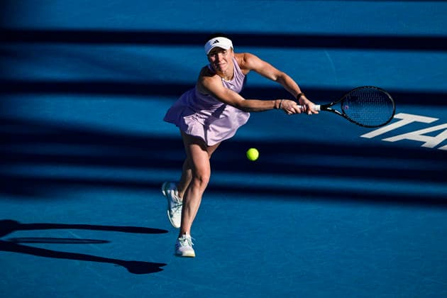 Elina Svitolina (UKR) returns a shot from Xinju Wang (CHN) in the women s single final match of the ASB Classic Women™s WTA250 tennis tournament at Manuka Doctor Arena, Auckland, New Zealand on Sunday 11 January 2026. Photo credit: Alan Lee Auckland New Zealand Copyright: xAlanxLeex xx