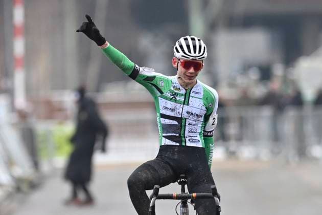 Belgian Championships 2026 Beringen BERINGEN, BELGIUM - JANUARY 11 : Becqué Mats wins during the Beringen Belgian Championships 2026 a cyclocross race for Men U17, U 17 (first year) on January 11, 2026 in Beringen, Belgium, 11 01 2026 ( Beringen Belgium  Copyright: xNicoxVereeckenx