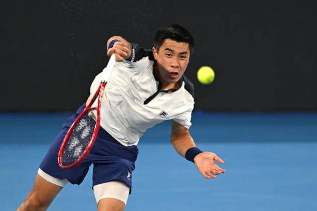TENNIS BRISBANE INTERNATIONAL, Brandon Nakashima of USA in action during the Mens Singles final against Daniil Medvedev of Russia at the Brisbane International tennis tournament at Pat Rafter Arena in Brisbane, Sunday, January 11, 2026. ( NO ARCHIVING, EDITORIAL USE ONLY BRISBANE QUEENSLAND AUSTRALIA  Copyright: xDAVExHUNTx 20260111135658367055