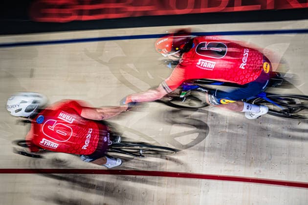 CONSONNI Simone, SCARTEZZINI Michele Sixdays Bremen 2026 Team 6 STARK GEBÄUDEREINIGUNG CONSONNI Simone ITA Black SCARTEZZINI Michele ITA Red Landscape horizontal Landscape Event Event Sixdays Bremen 2026 Category Category Cycling Track Cycling Sixdays Elite Men Location Location Europe Germany Bremen ÖVB Arena Discipline Madison Distance m Date Date 10 01 2026 Saturday Day 2