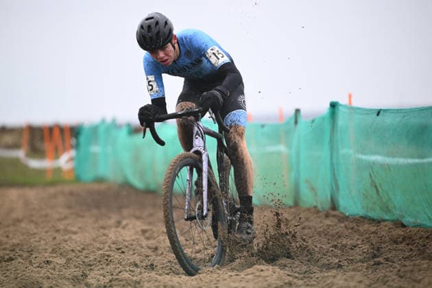 2026 Lloyds National Cyclo-cross Championships Picture by Olly Hassell SWpix.com - 11 01 2026 - Cycling - 2026 Lloyds National Cyclo-Cross Championships - Junior Open, Gypsies Green, South Shields, England, Samuel Stacey (Verulam Megan s RT) Copyright: x xSWpix.comx(t axPhotographyxHubxLtd)xOllyxHassell SWpix.comx SWP-3159-0278