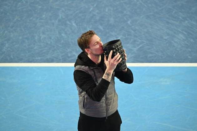 Alexander Bublik Get Hong Kong Tennis Open(ATP250) Champion Alexander Bublik, a Kazakhstan tennis player, kissing the championship trophy of Hong Kong Tennis Open(ATP250) after the match on January 11, 2026 in Hong Kong. (Photo by Kobe Li Nexpher Images) Hong Kong