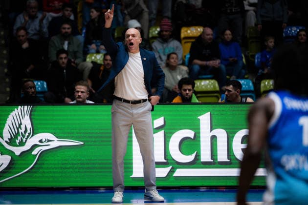 Rodrigo Pastore Head Coach, Head Coach Niners Chemnitz GER, BBL, Skyliners Frankfurt vs Niners Chemnitz, SV Basketball, 1 Bundesliga, 15 Matchday, Season 2025 2026 10 01 2026 Eibner Pressefoto Attila Ziga GER, BBL, Skyliners Frankfurt vs Niners Chemnitz, SV Basketball, 1 Bundesliga, 15 Matchday, Season 2025 2026 10 01 2026 Frankfurt am Main Copyright: xEibner-Pressefotox EP_AZA