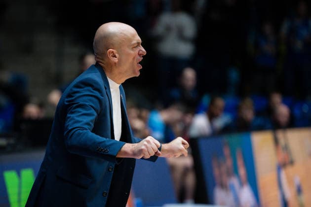 Rodrigo Pastore Head Coach, Head Coach Niners Chemnitz GER, BBL, Skyliners Frankfurt vs Niners Chemnitz, SV Basketball, 1 Bundesliga, 15 Matchday, Season 2025 2026 10 01 2026 Eibner Pressefoto Attila Ziga GER, BBL, Skyliners Frankfurt vs Niners Chemnitz, SV Basketball, 1 Bundesliga, 15 Matchday, Season 2025 2026 10 01 2026 Frankfurt am Main Copyright: xEibner-Pressefotox EP_AZA