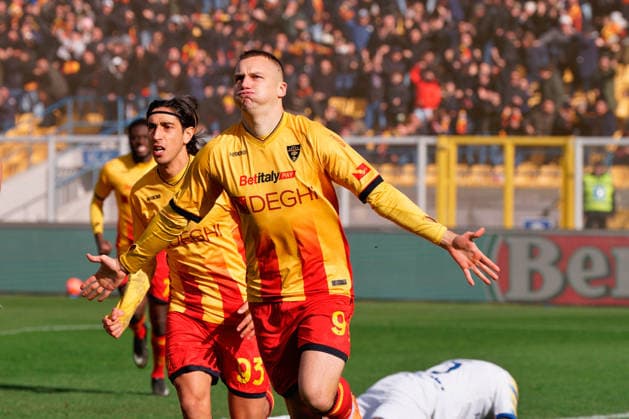 CALCIO - Serie A - US Lecce vs Parma Calcio Nikola Stulic of US Lecce celebrates after scoring a goal during US Lecce vs Parma Calcio, Italian soccer Serie A match in Lecce, Italy, January 11 2026 Lecce Italy  Copyright: xIPAxSport ABACAx