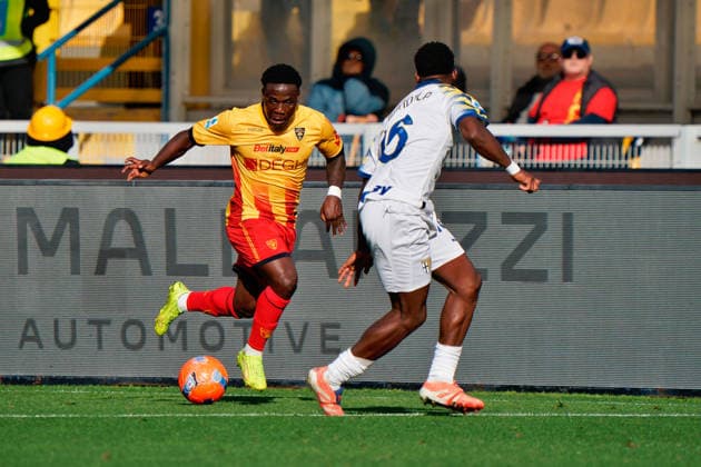 CALCIO - Serie A - US Lecce vs Parma Calcio Lameck Banda of US Lecce in action against Mandela Keita of Parma Calcio during US Lecce vs Parma Calcio, Italian soccer Serie A match in Lecce, Italy, January 11 2026 Lecce Italy  Copyright: xIPAxSport ABACAx