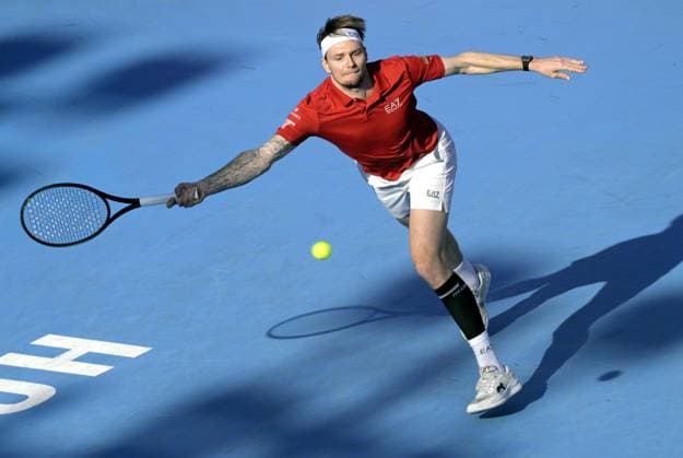 (260111) -- HONG KONG, Jan. 11, 2026 -- Alexander Bublik competes during the men s singles final between Alexander Bublik of Kazakhstan and Lorenzo Musetti of Italy at the ATP, Tennis Herren Hong Kong Open tennis tournament in Hong Kong, China, Jan. 11, 2026. ) (SP)CHINA-HONG KONG-TENNIS-ATP HONG KONG OPEN (CN) LoxPingxFai 