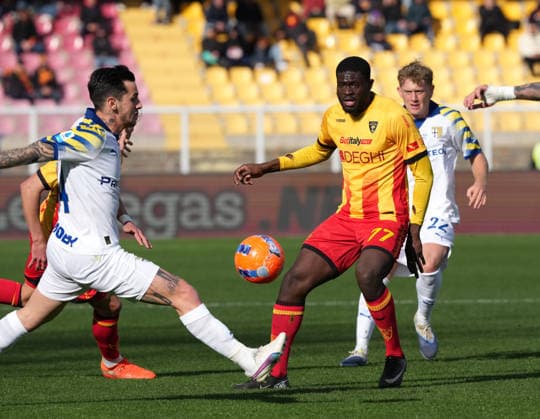 US Lecce v Parma Calcio 1913 - Serie A Mohamed Drame Kaba of US Lecce plays during the Serie A match between US Lecce and Parma Calcio 1913 in Lecce, Italy, on January 11, 2026. Lecce Italy  Copyright: xGabrielexMaricchiolox originalFilename:maricchiolo-usleccev260111_npqQR.jpg