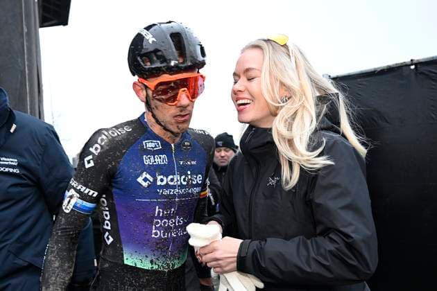 Belgian Championships 2026 Beringen BERINGEN, BELGIUM - JANUARY 11 : Nys Thibau celebrates the victory with Anna Eikendal, girlfriend during the Beringen Belgian Championships 2026 a cyclocross race for Men Elite on January 11, 2026 in Beringen, Belgium, 11 01 2026 ( Beringen Belgium  Copyright: xNicoxVereeckenx