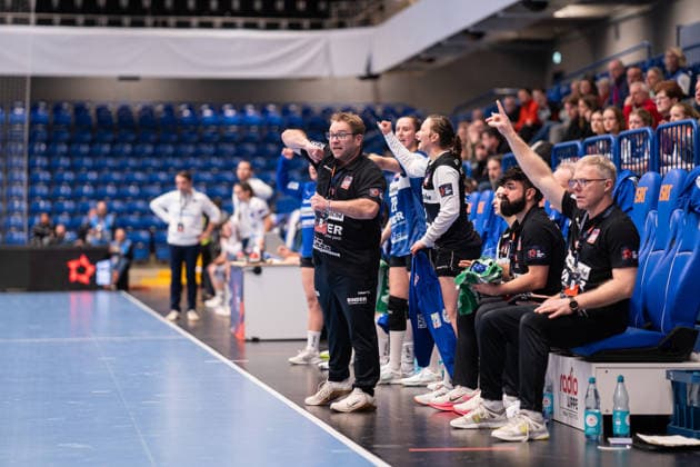 HSG Blomberg Lippe GER vs Chambray Touraine Handball FRA , Handball, EHF European League Women, Group Phase, 11 1 2026, Season 2025 2026, Lemgo Steffen Birkner HSG Blomberg Lippe, Coach gestures Lemgo Phoenix Contact Arena Germany