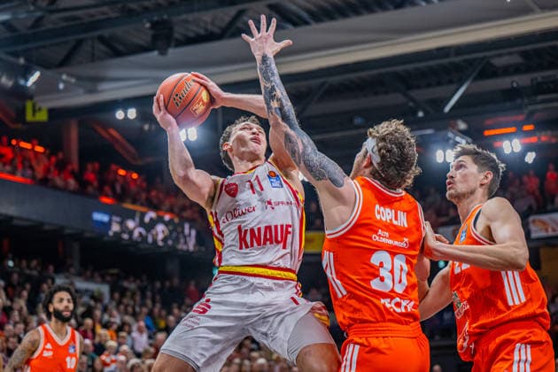 1 Basketball Bundesliga, easyCredit BBL, Season 2025 2026, Men, Main Round, 15 Matchday, 11 01 2026, RASTA Vechta Fitness First Würzburg Baskets Brae Ivey 11 Fitness First Würzburg Baskets yk Vechta RASTA Dome Niedersachsen Germany