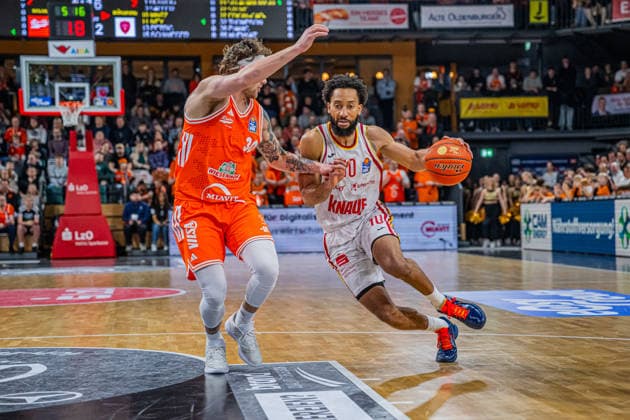1 Basketball Bundesliga, easyCredit BBL, Season 2025 2026, Men, Main Round, 15 Matchday, 11 01 2026, RASTA Vechta Fitness First Würzburg Baskets Davion Mintz 10 Fitness First Würzburg Baskets in action Vechta RASTA Dome Lower Saxony Germany