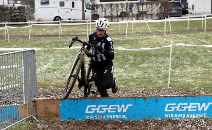 lsb Cycling Cyclo Cross German Championships in Bensheim 10 and 11 01 2026 Season 2025 2026 Bensheim v l Judith Krahl Rose Racing Team Winner Elite Women in the hurdles action, single image,
