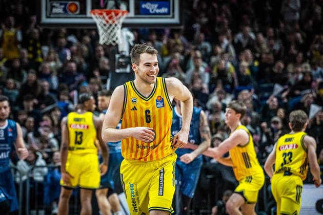Basketball Berlin 11 01 2026 Season 2025 2026 EasyCredit BBL 1 Bundesliga Men, Men Alba Berlin MLP Academics Heidelberg Malte Delow Alba Berlin, No 06