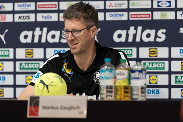 Men s Handball International Germany vs Croatia, 11 01 2026 HANNOVER, GERMANY JANUARY 11 Markus Gaugisch extends his contract with the DHB as women s national coach during the match between Men s Handball International Germany vs Croatia at ZAG Arena on January 11, 2026 in Hannover, Germany Copyright: xBEAUTIFULxSPORTS KennyxBeelex