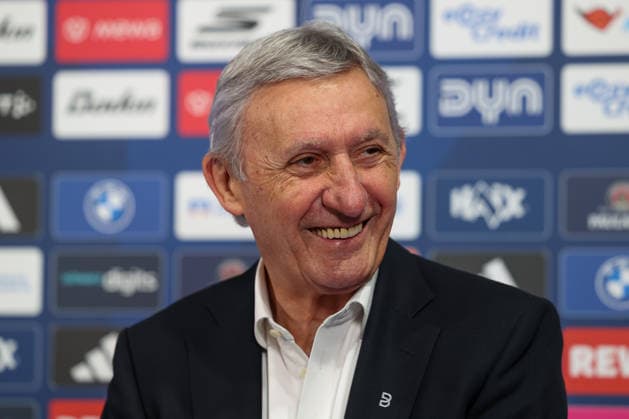 Svetislav Pesic FC Bayern Basketball, Head Coach laughs before the game, GER, FC Bayern Basketball vs Telekom Baskets Bonn, Basketball, easycredit Basketball Bundesliga, Matchday 15, Season 2025 2026, 11 01 2026, GER, FC Bayern Basketball vs Telekom Baskets Bonn, Basketball, easycredit Basketball Bundesliga, Matchday 15, Season 2025 2026, 11 01 2026 Munich Copyright: xEibner-Pressefoto JennixMaulx EP_JML
