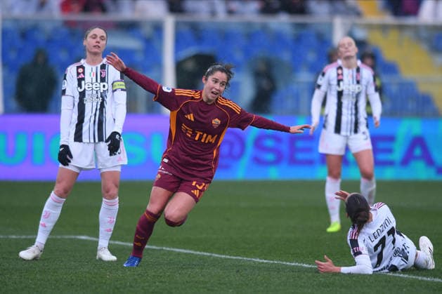 Foto IPP Luciano Adriani Pescara 11 01 2026 Supercoppa Italiana Femminile Juventus Women vs Roma Nella foto: Manuela Giugliano esulta dopo il gol segnato per la Roma Italy Photo Press - World Copyright Pescara italy Italia ITALY  Copyright: xR4924_italyphotopressx