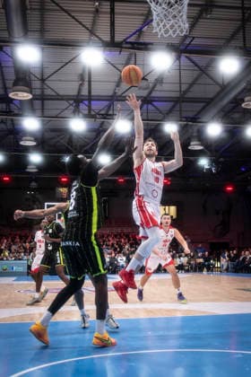 Barmer 2 Basketball Bundesliga ProA Rheinstars Cologne vs BBC Bayreuth, 11 01 26 Cologne, 11 01 26 Haris Hujic RheinStars Cologne, 10, SG , Nat Diallo BBC Bayreuth, 8 during the game of the Barmer 2 Basketball Bundesliga ProA Rheinstars Cologne vs BBC Bayreuth at the Motor World in Cologne Copyright: xBEAUTIFULxSPORTS AxelxKohringx