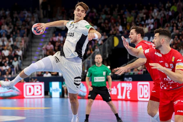 Julian Koester Germany controls the ball, Friendly match, Germany vs Croatia, ZAG Arena, January 11, 2026 in Hannover, Germany Photo by Marco Steinbrenner DeFodi Images Julian Koester Germany controls the ball, Friendly match, Germany vs Croatia, ZAG Arena, January 11, 2026 in Hannover, Germany Photo by Marco Steinbrenner DeFodi Images