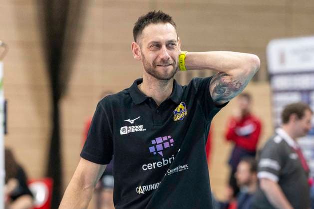 1 Volleyball Bundesliga season 2025 2026 Cerebricks Volley Goats Mitteldeutschland vs SVG Lüneburg Halle, Germany January 11, 2026 In the picture coach Christian Imhoff Bitterfeld laughing, smiling, in a good mood, grinning, grinning, Halle Saale swh Arena Sachsen Anhalt Germany