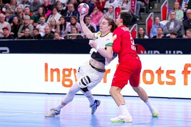 11 01 2026, xydrx, Handball, Mens international match, Germany Croatia, ZAG Arena Juri Knorr GER 15 in duel against Ivan Martinovic CRO 51 Lower Saxony Germany