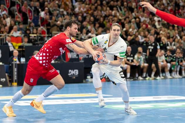Men s Handball International Germany vs Croatia, 11 01 2026 HANNOVER, GERMANY JANUARY 11 Juri Knorr 15 Germany during the match between Men s Handball International Germany vs Croatia at ZAG Arena on January 11, 2026 in Hannover, Germany Copyright: xBEAUTIFULxSPORTS KennyxBeelex