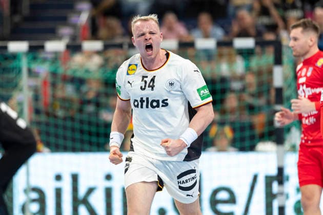 Men s Handball International Germany vs Croatia, 11 01 2026 HANNOVER, GERMANY JANUARY 11 Justus Fischer 54 Germany during the match between Men s Handball International Germany vs Croatia at ZAG Arena on January 11, 2026 in Hannover, Germany Copyright: xBEAUTIFULxSPORTS KennyxBeelex
