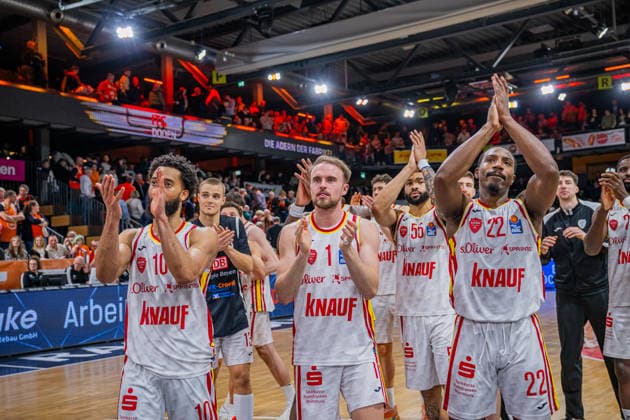 1 Basketball Bundesliga, easyCredit BBL, Season 2025 2026, Men, Main Round, Matchday 15, 11 01 2026, RASTA Vechta Fitness First Würzburg Baskets The Fitness First Würzburg Baskets team after the game Vechta RASTA Dome Lower Saxony Germany