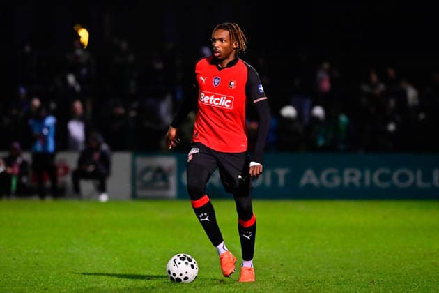 FOOTBALL : Chantilly vs Rennes - Coupe de France - 11 01 2026 Jeremy Jacquet ( 5 - Rennes ) during the French Cup match between US Chantilly and Stade Rennais FC at Stade Pierre Brisson on January 11, 2026 in Beauvais, France. ( Photo by Federico Pestellini PSNewZ ) - BeauvaisFrance  Copyright: xFedericoxPestellinix